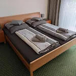 Apartment Waldrand Mit Balkon Und Pool - Renoviert 2026 Bad Essen