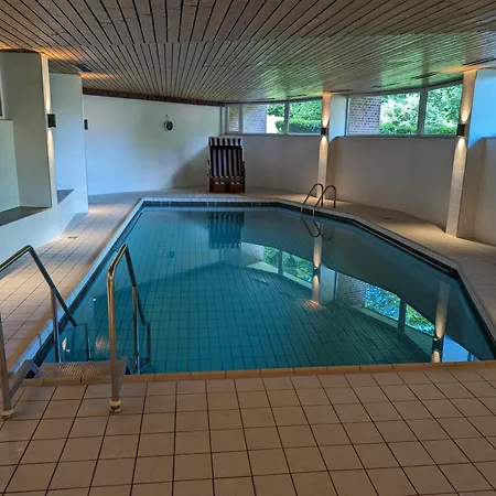 Mit Balkon Und Pool, Zentral Am Waldrand Bad Essen